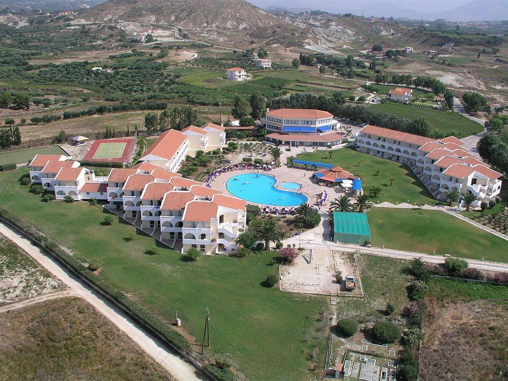 Argile Resort Mantzavinata Экстерьер фото