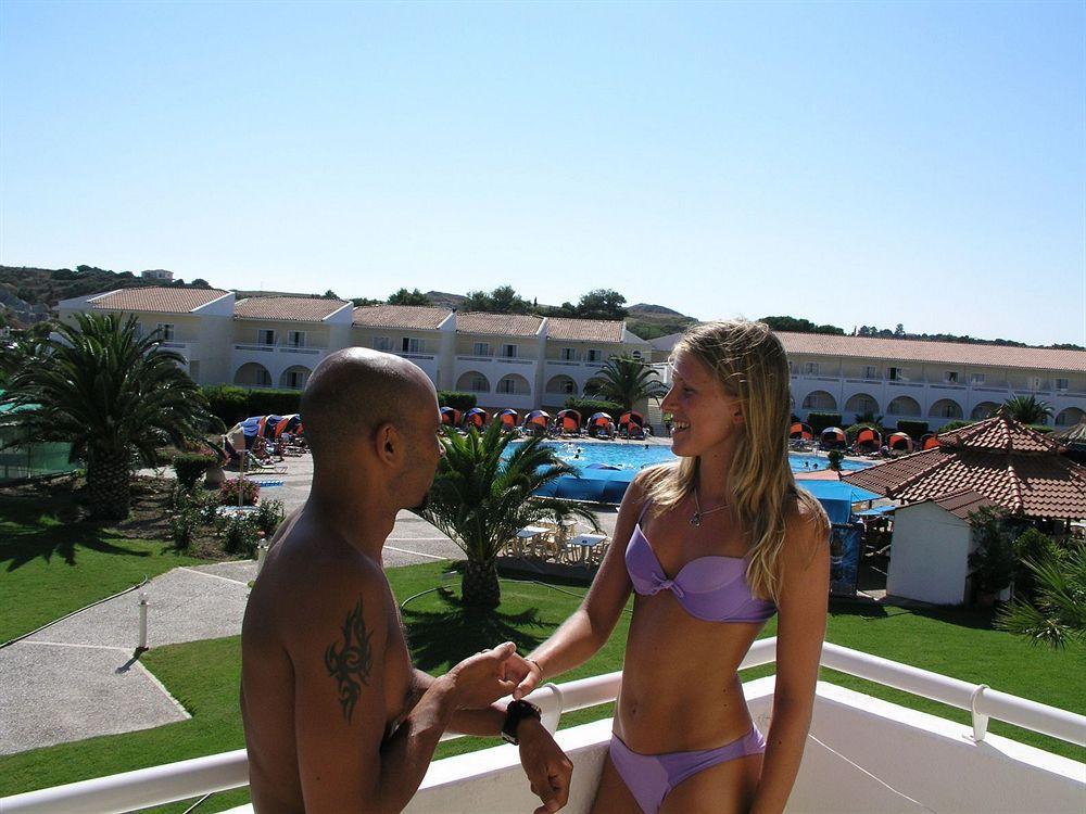 Argile Resort Mantzavinata Экстерьер фото