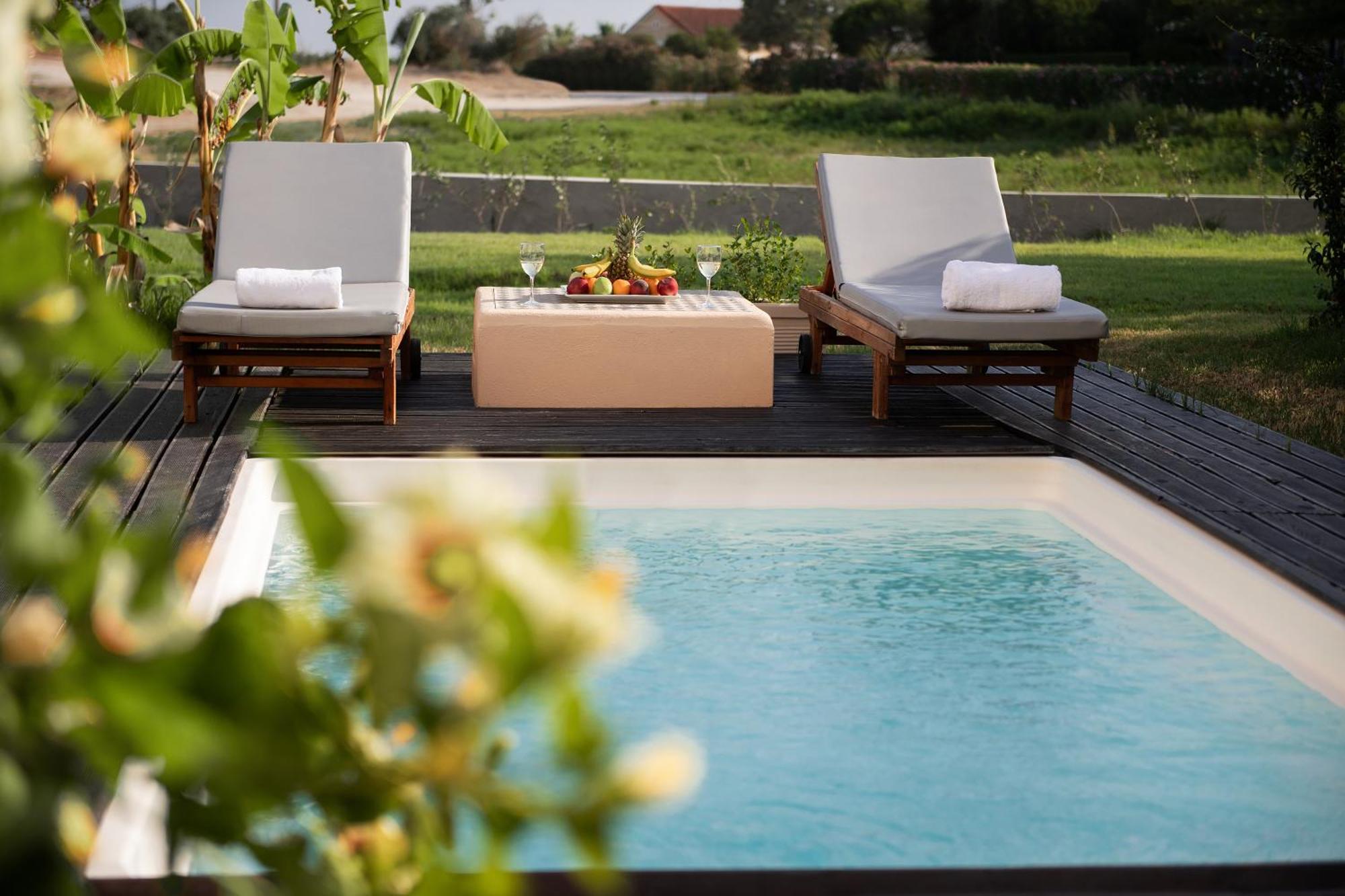 Argile Resort Mantzavinata Экстерьер фото